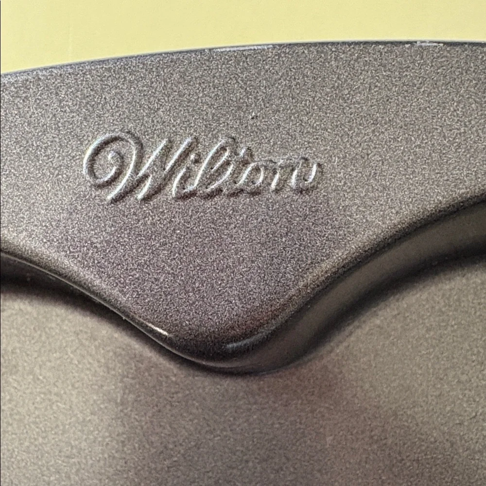 Wilton heart shaped cake pan